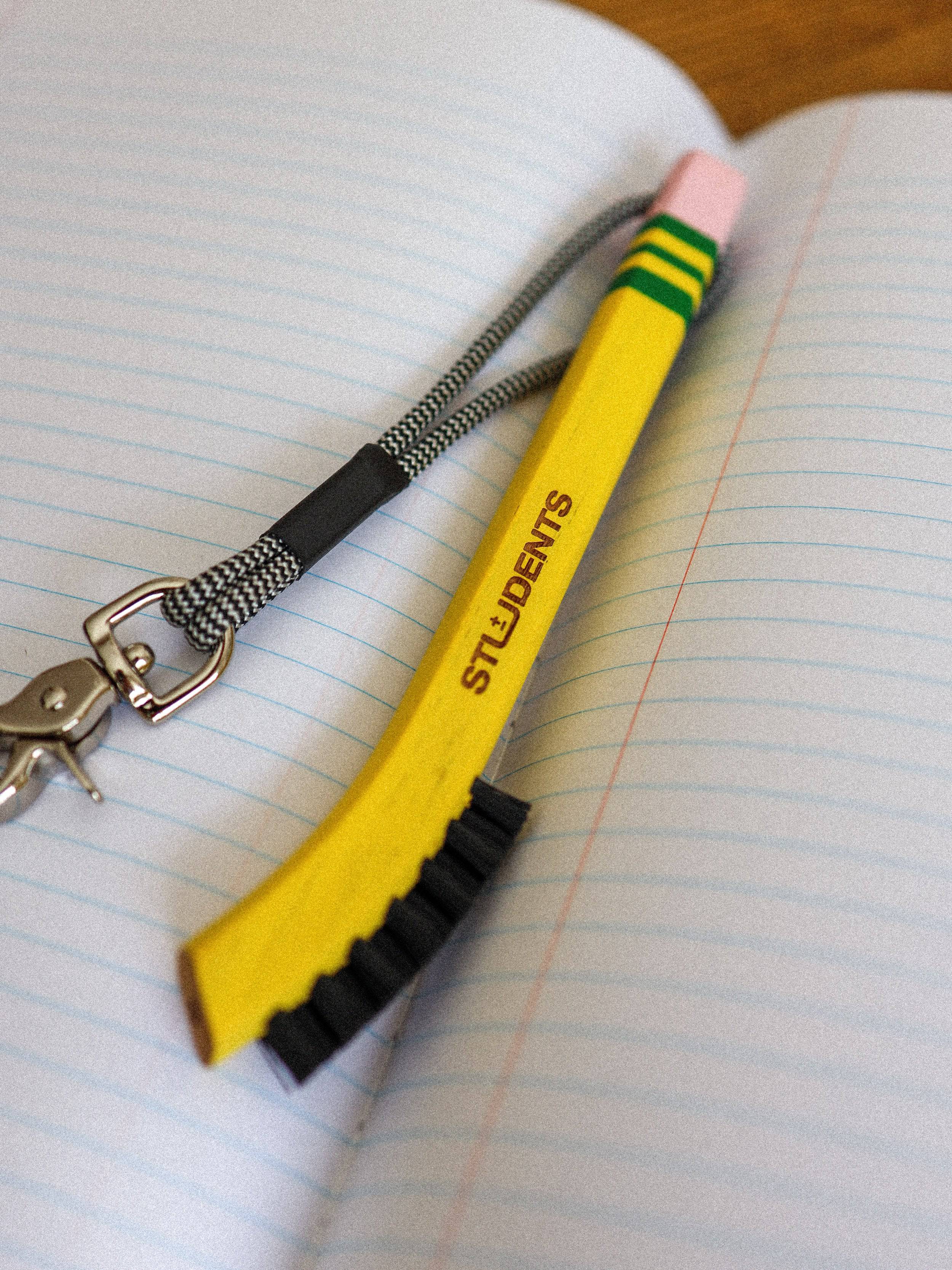 Students x Dimple & Divot Pencil Brush - Students Golf