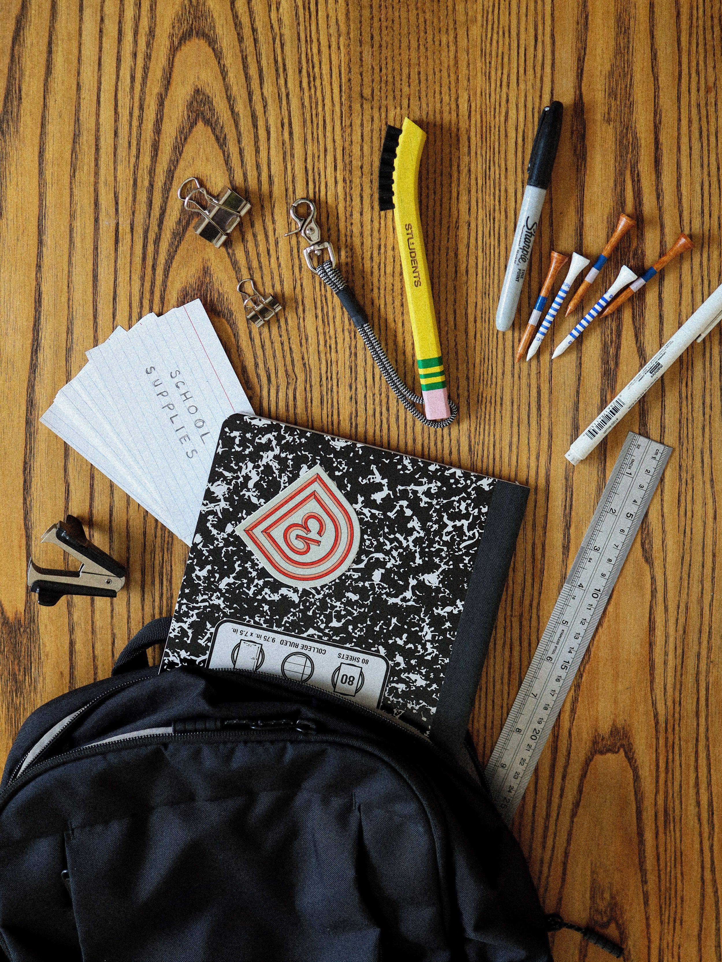 Students x Dimple & Divot Pencil Brush - Students Golf